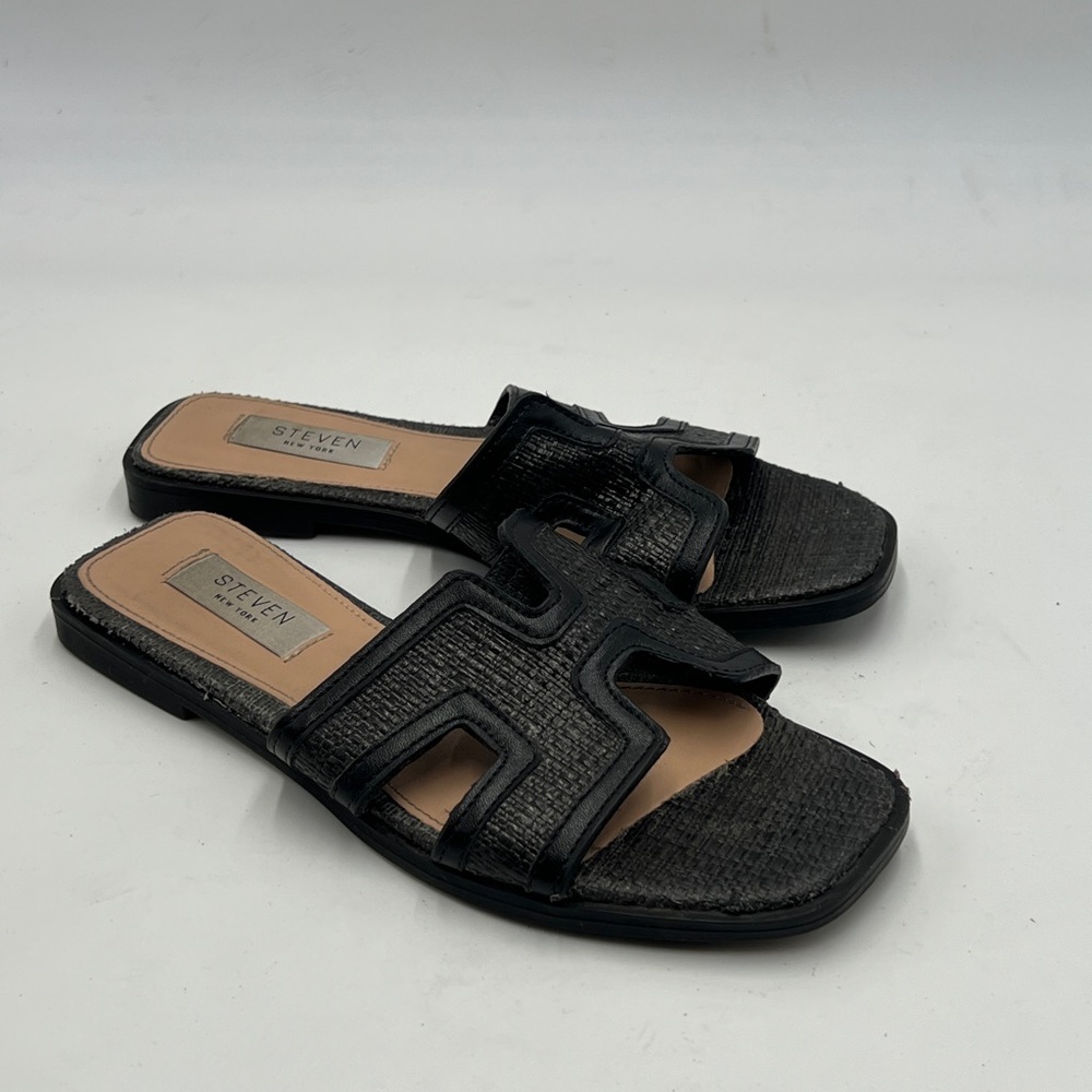 Steven New York Harlien Slide Sandal Black Open-Toe Sandals with H Pattern